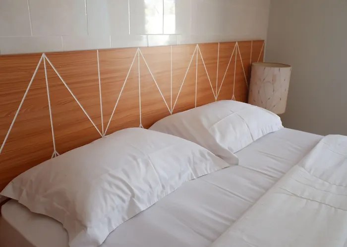 Guest house Pemondokan Pratama 3*